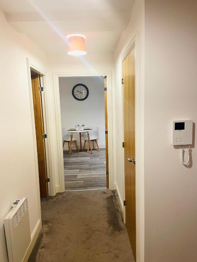 #0509 Two Bedroom Serviced Apartment- Free Parking Derby Exterior foto